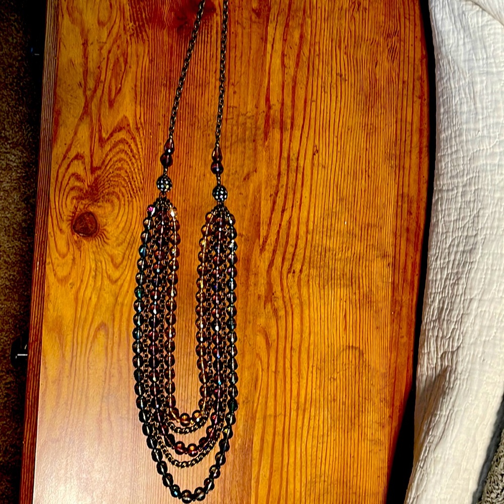 Premier design jewelry.  Short or long necklace.
